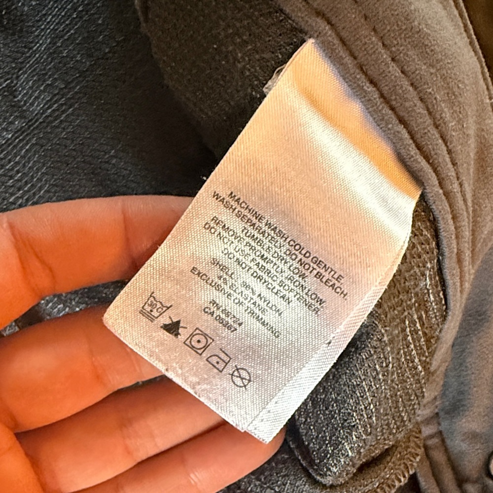 Columbia Men's Charcoal Chinos - Picture 3 of 4
